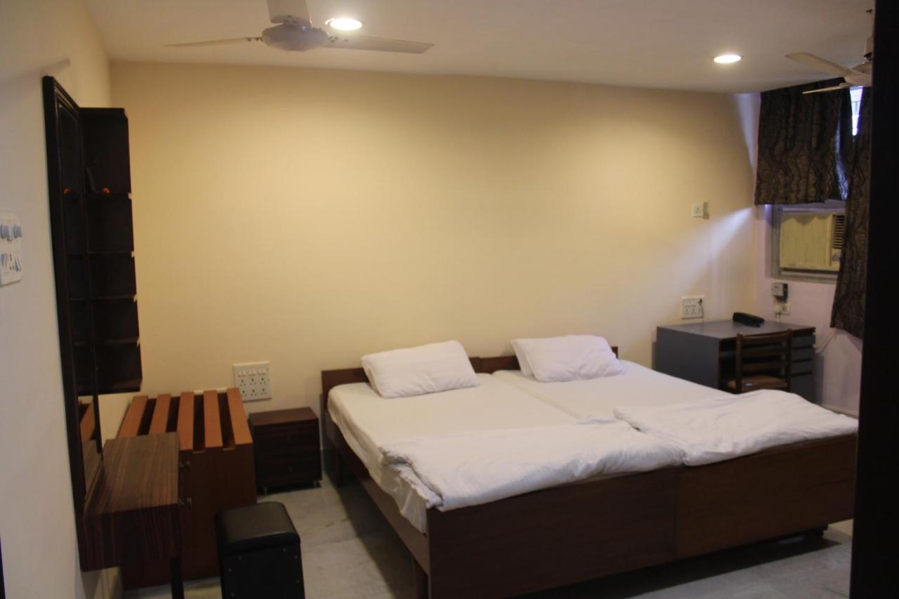 Service Apartments, Park Street, Calcutta Exterior foto