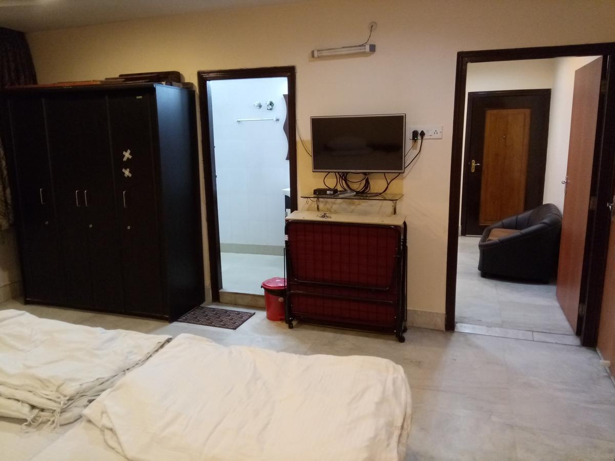 Service Apartments, Park Street, Calcutta Exterior foto
